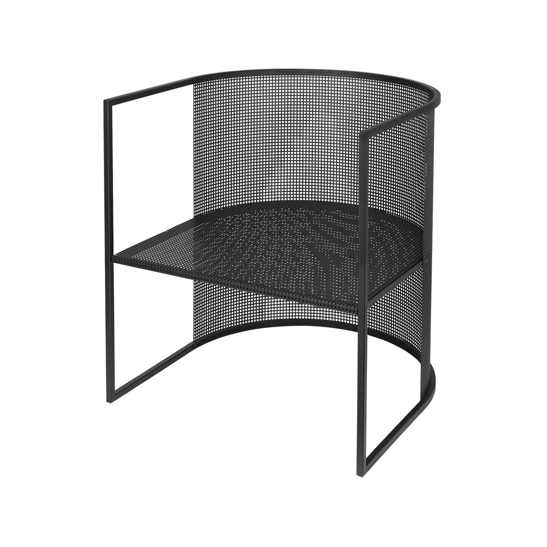 Silla individual de acero perforado negro sin cojín, vista en tres cuartos sobre fondo blanco