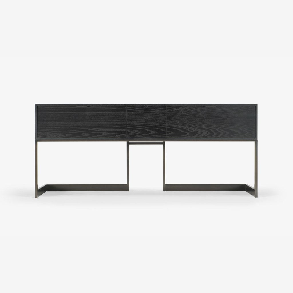 Aparador Wishbone Kallfü 213 cm negro base metal, 213x51x91 cm — vista frontal