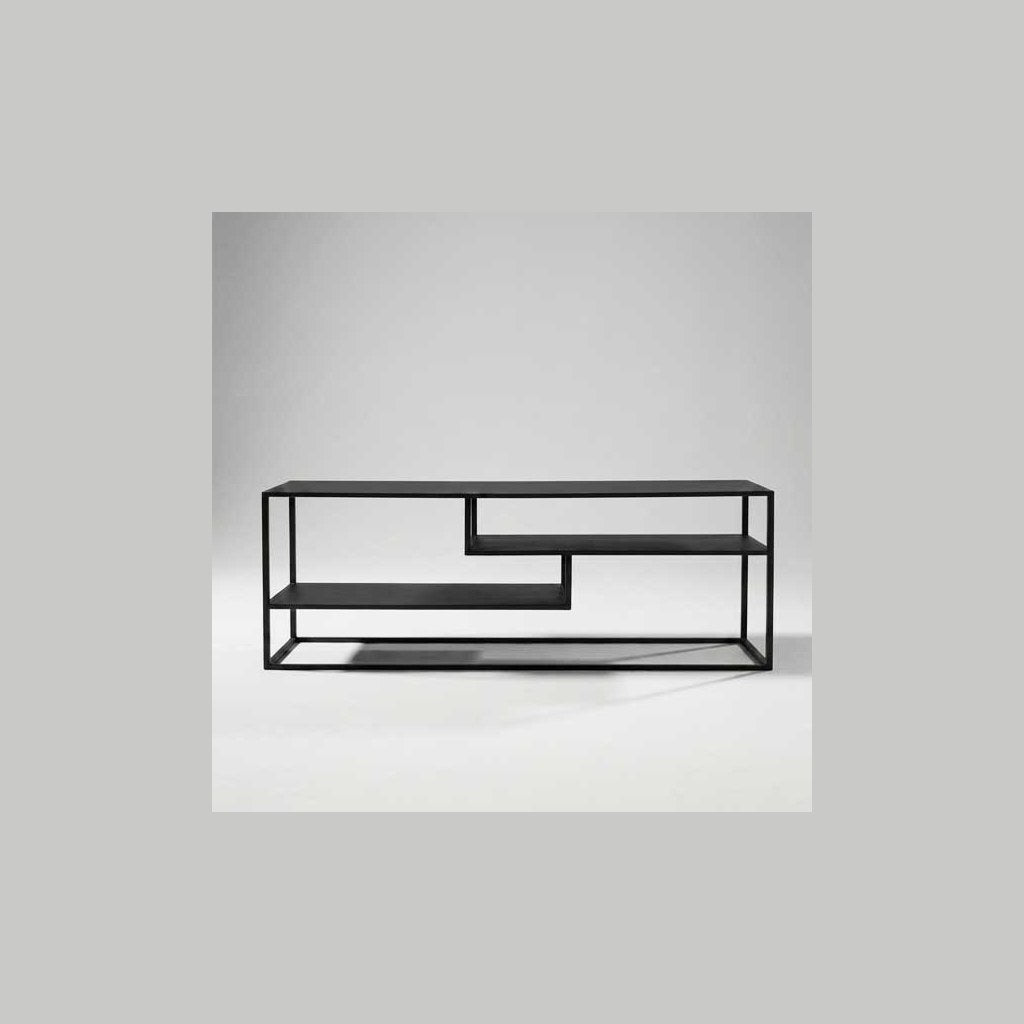 Arrimo Kalda Kallfü metal negro mate, 150x40x50 cm — vista frontal