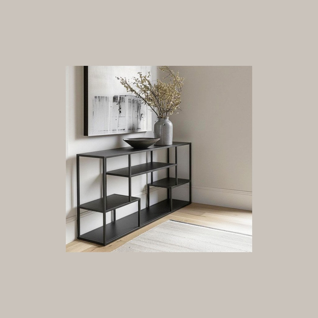 Arrimo Kiva Kallfü metal negro mate, 120x30x75 cm — en el recibidor