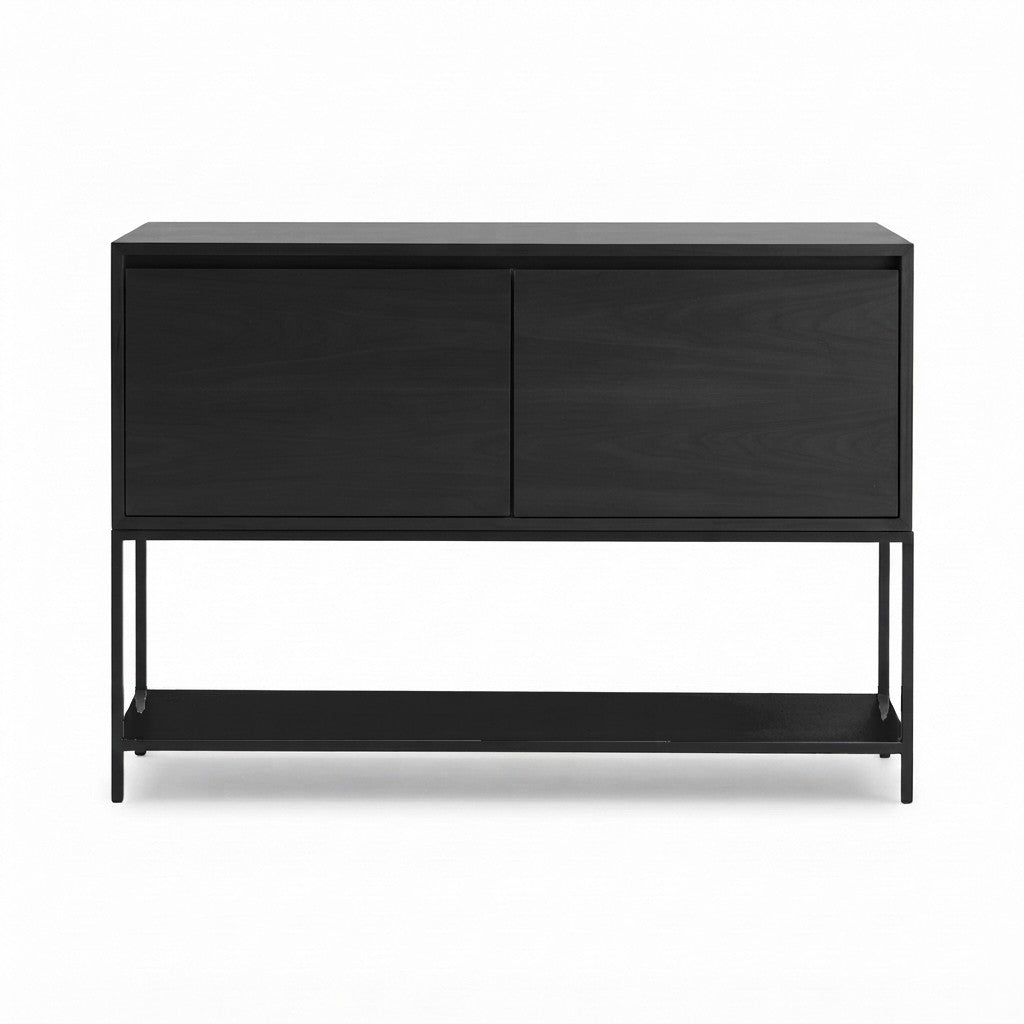 Buffet Monu 2 Puertas 120 cm Kallfü en madera BLACK sobre base de metal negro con repisa inferior