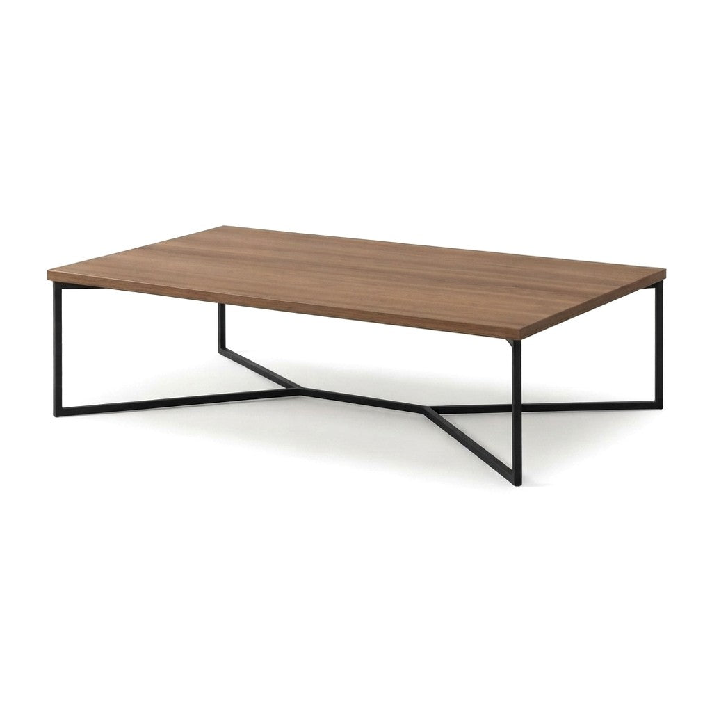 Mesa de Centro Spider 120 cm Kallfü con cubierta de madera TOFFEE y base de metal negro cruzada a ras de piso