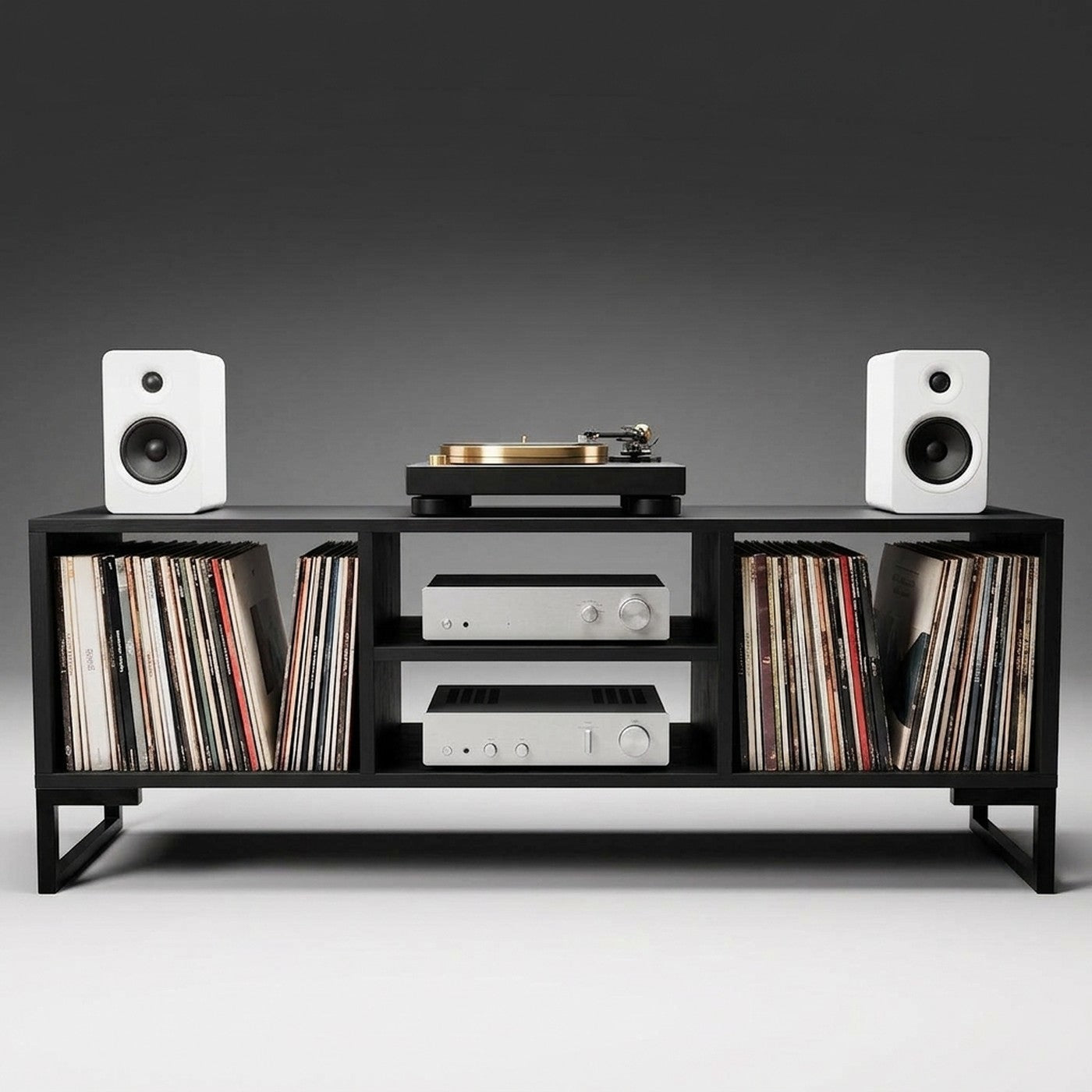 Mueble Vinilos y TV Fusion 140 Kallfü en madera BLACK y patas de metal negro, con discos y equipo de audio
