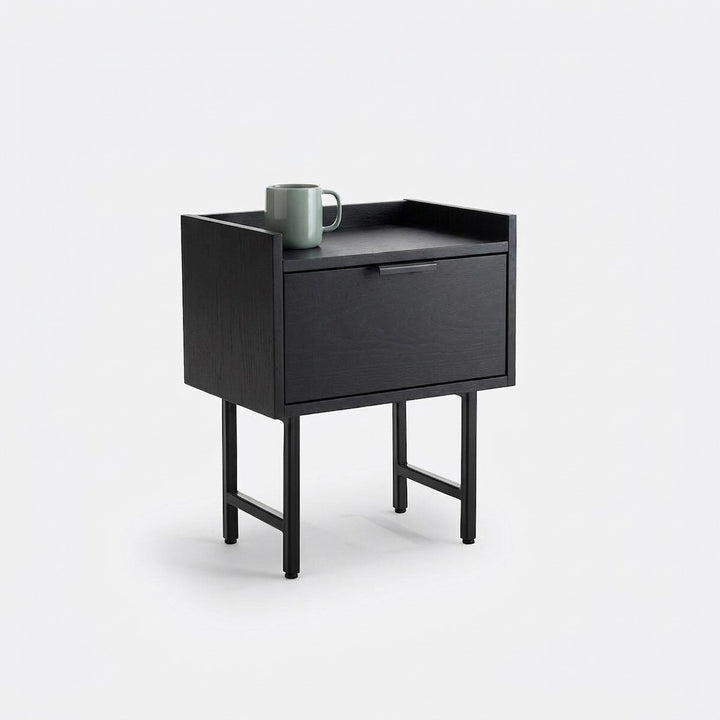 Velador Volga 43 Kallfü con cajón, madera BLACK y patas de metal negro, 45x30x55 cm — vista tres cuartos